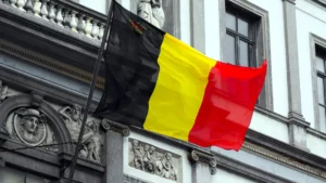 Hair Transplant in Belgium: Cost, Clinics, and Why Turkey is a Better Alternative