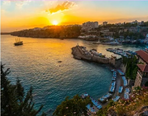 Explore Antalya's Beauty​
